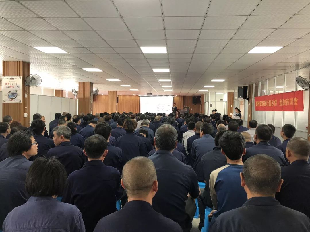 Tá an tsábháilteacht linn --- 