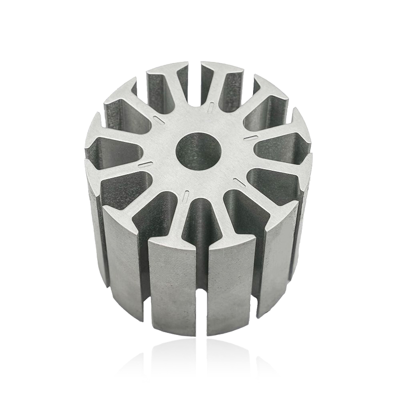 Conas a chuireann an Motor Pump Uisce agus an Rotor Core le cobhsaíocht an chasmhóiminte agus feidhmíocht tosaithe réidh an mhótair caidéil uisce?